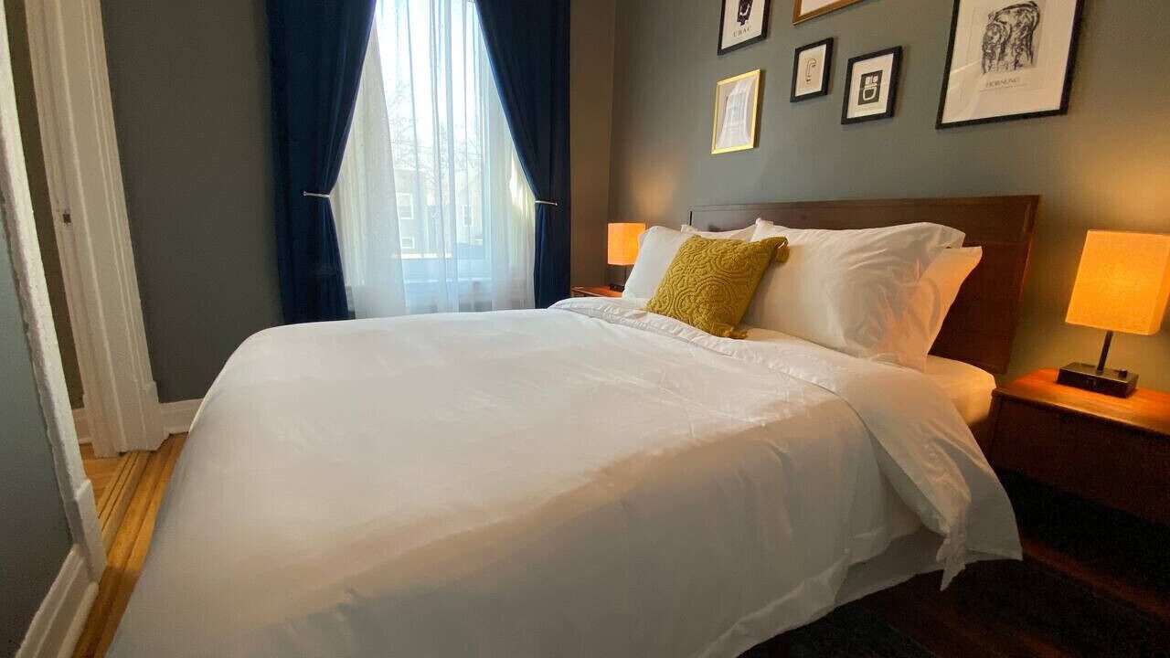 Photo of Bedroom in Ravenswood