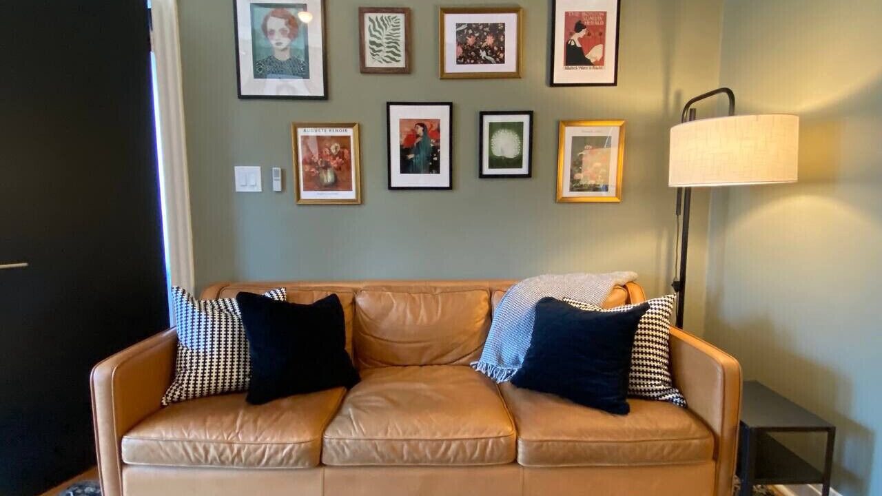 Photo of Livingroom in Ravenswood