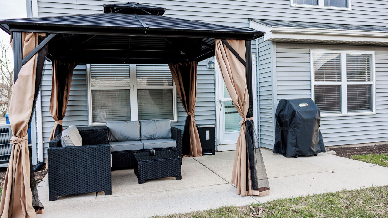 Photo of Patio Balcony in Joliet
