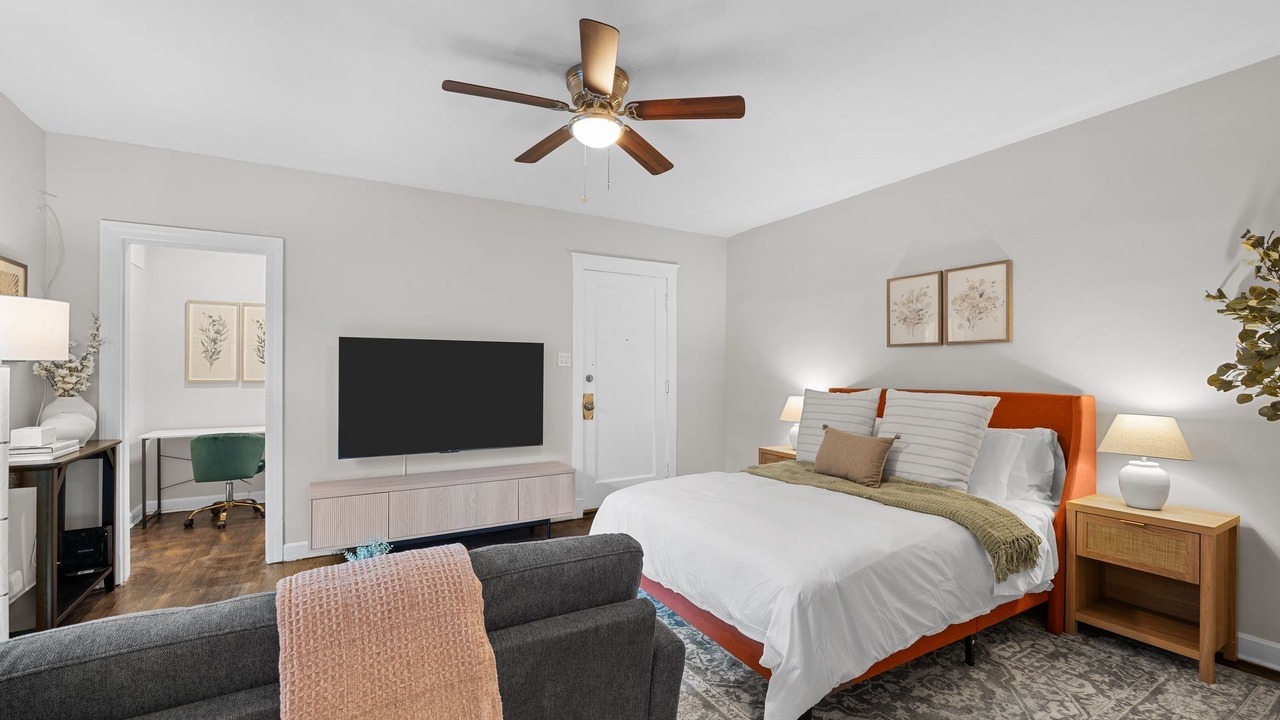 Photo of Bedroom in Ravenswood