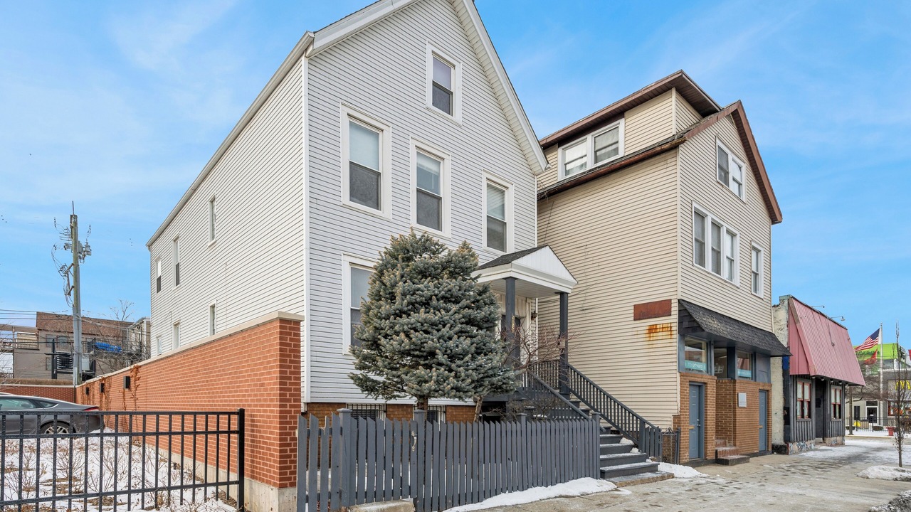 Photo of Outdoor in West Lakeview