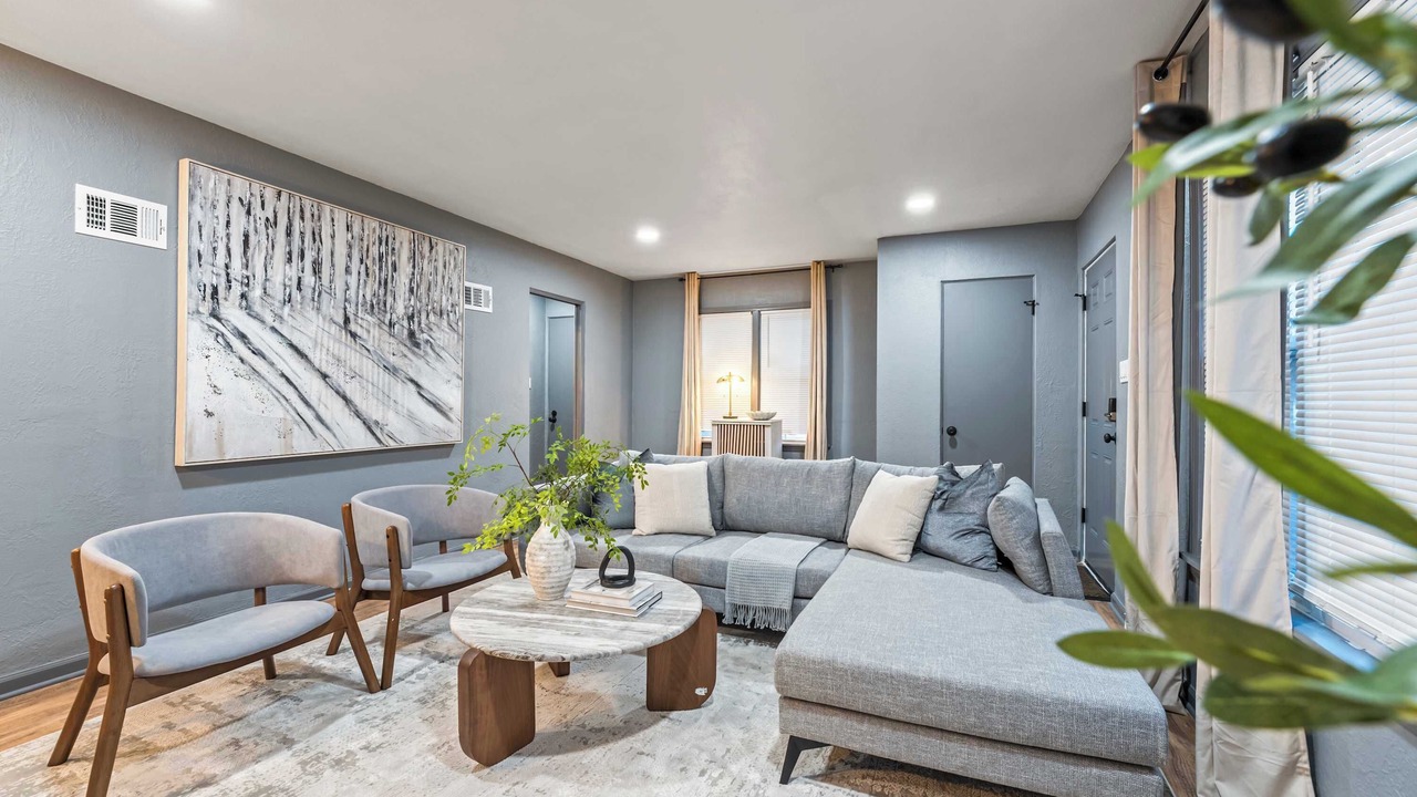 Photo of Livingroom in Joliet