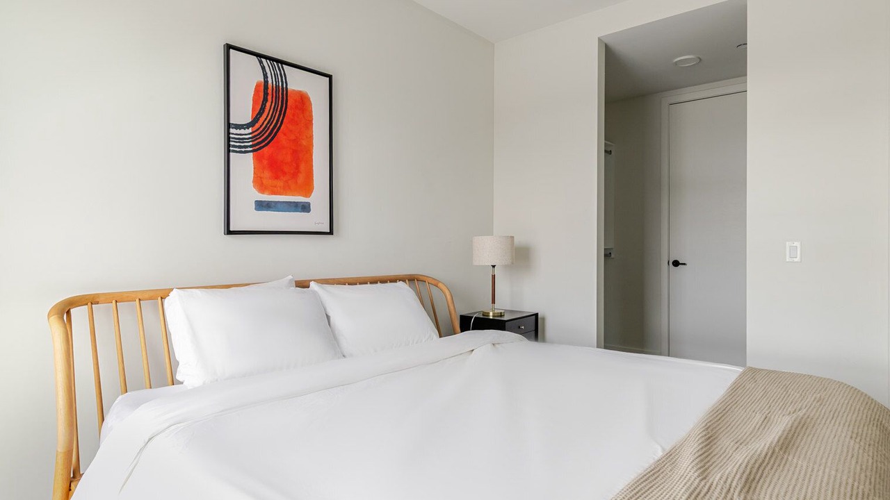 Photo of Bedroom in Near West Side