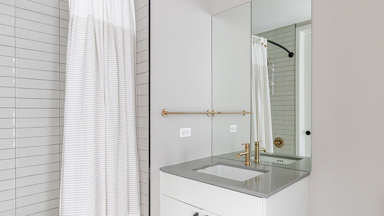 Photo of Bathroom in Near West Side