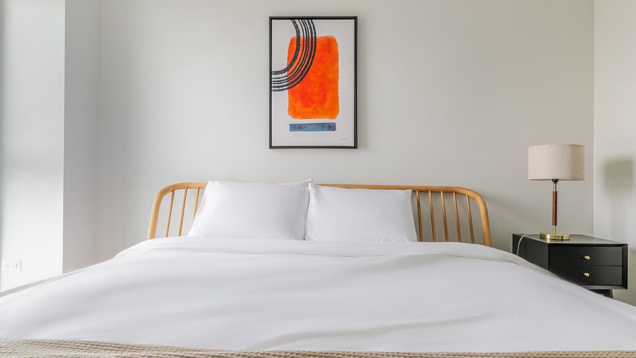Photo of Bedroom in Near West Side