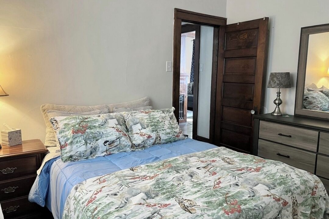 Photo of Bedroom in La Salle