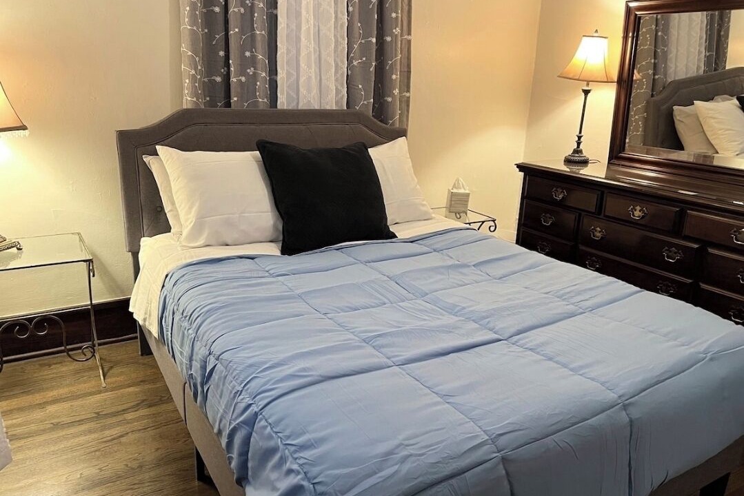 Photo of Bedroom in La Salle
