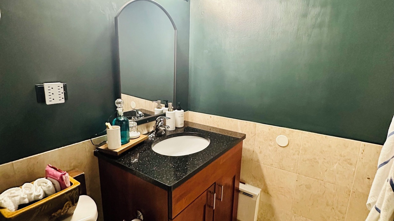 Photo of Bathroom in Uptown