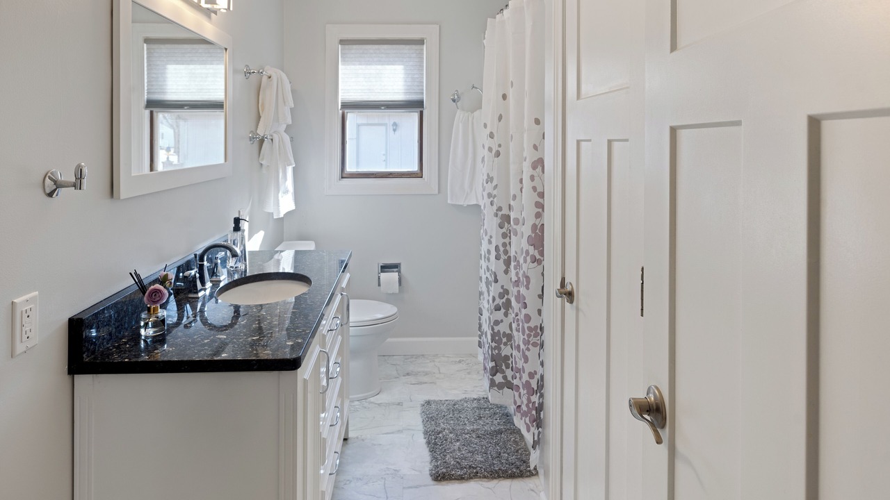 Photo of Bathroom in Rochelle