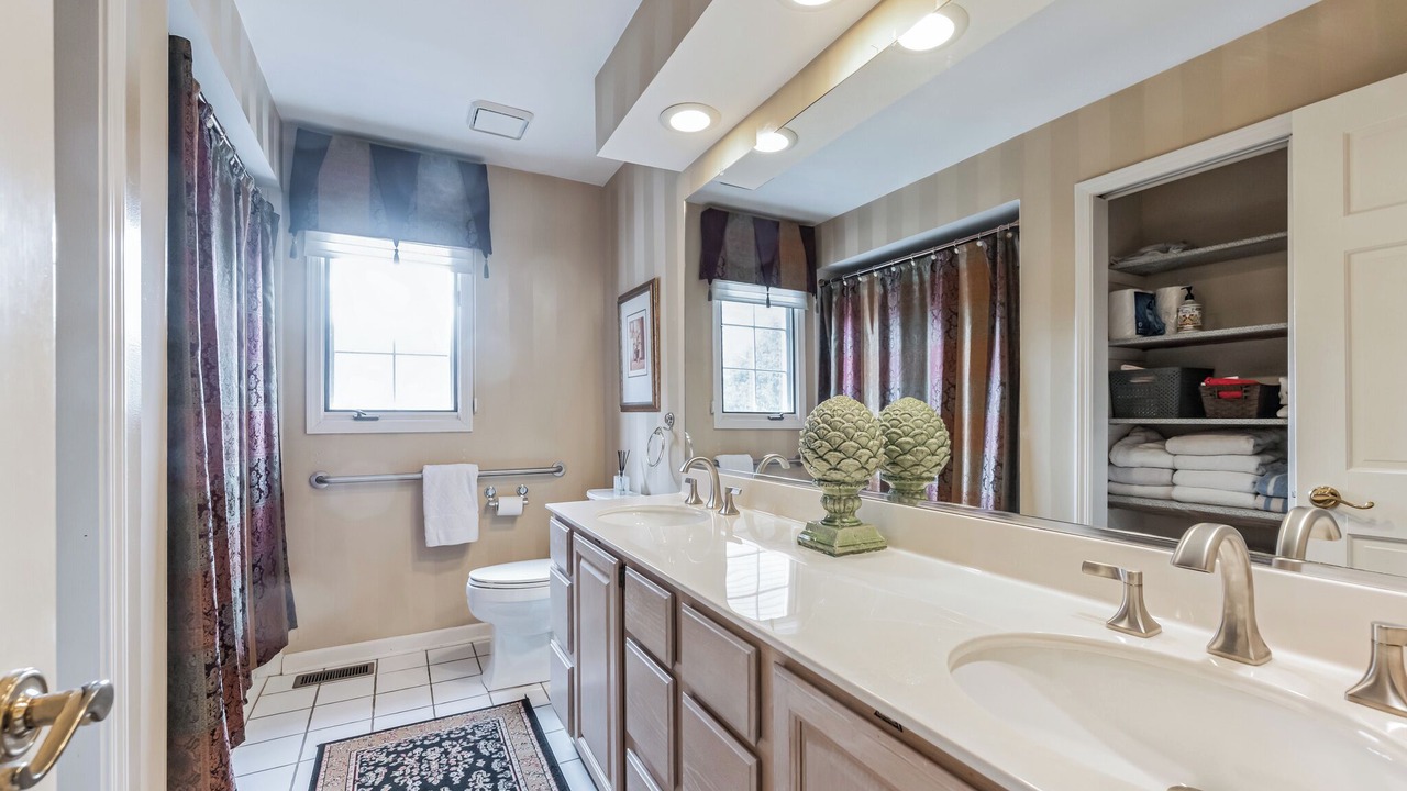 Photo of Bathroom in Fox Valley