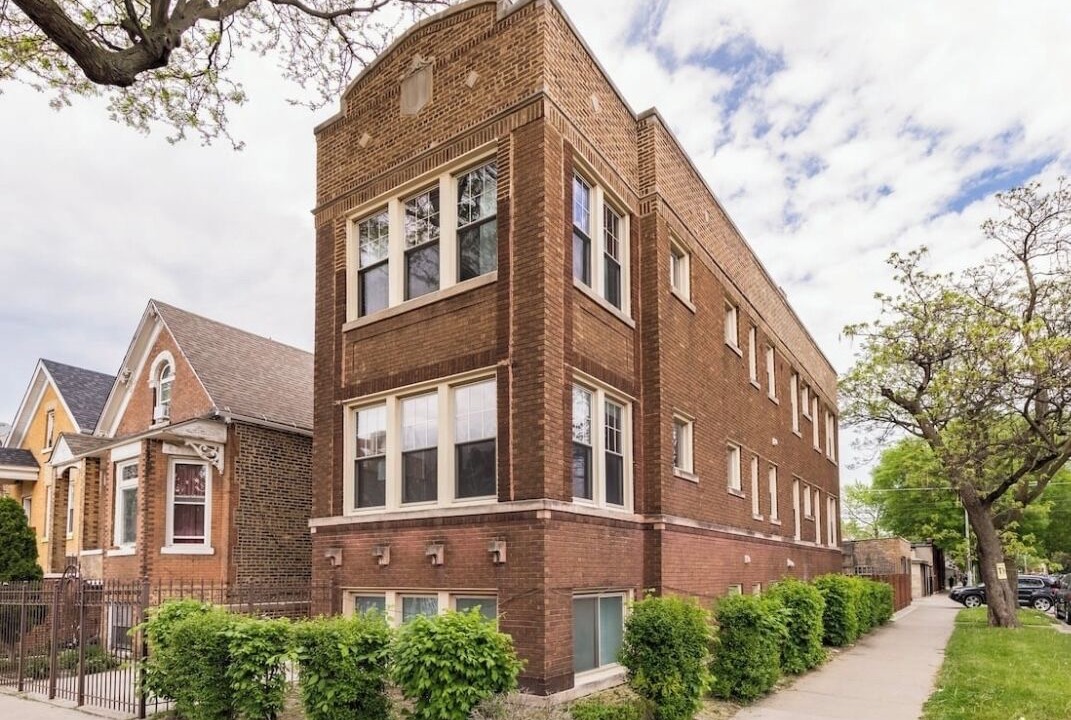 Photo of Outdoor in Little Village