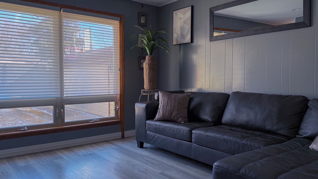 Photo of Livingroom in Burbank
