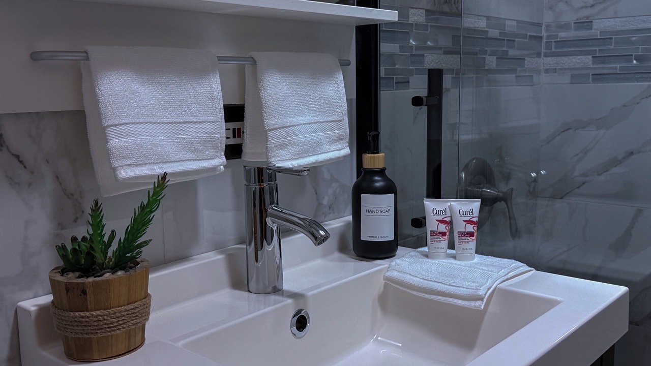 Photo of Bathroom in Burbank