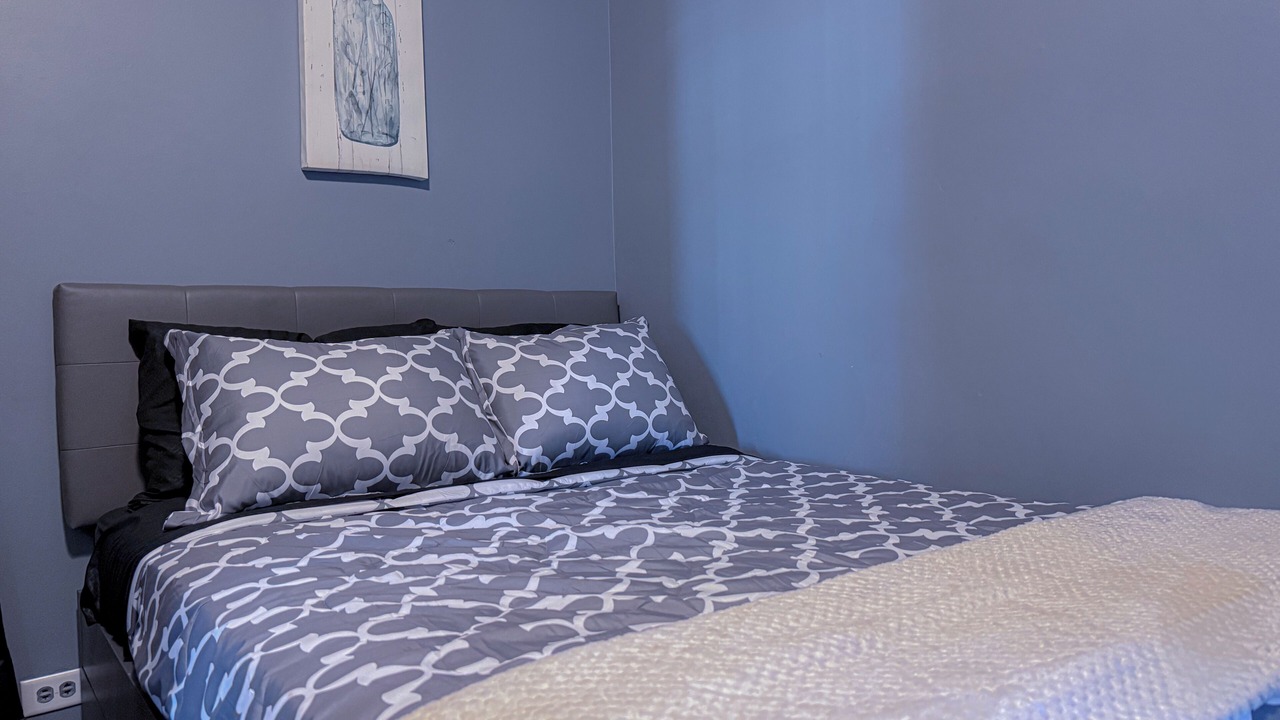 Photo of Bedroom in Burbank