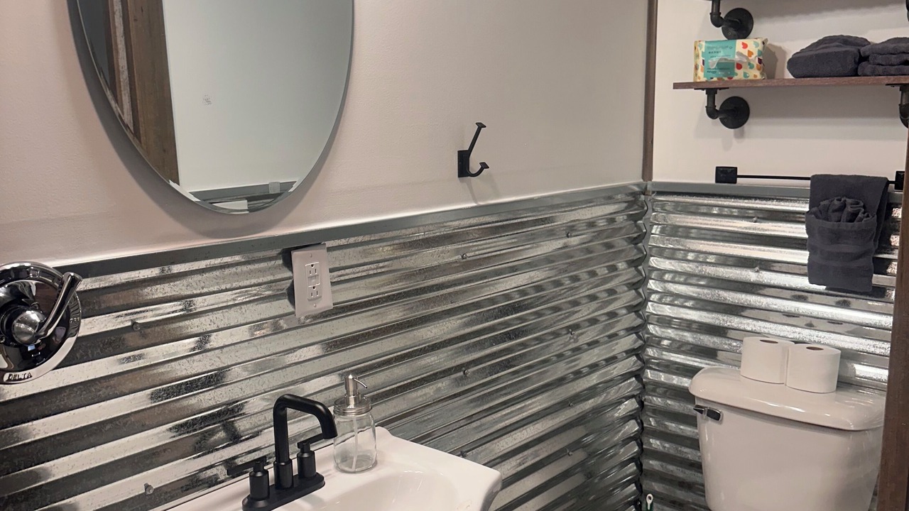 Photo of Bathroom in Hardin County