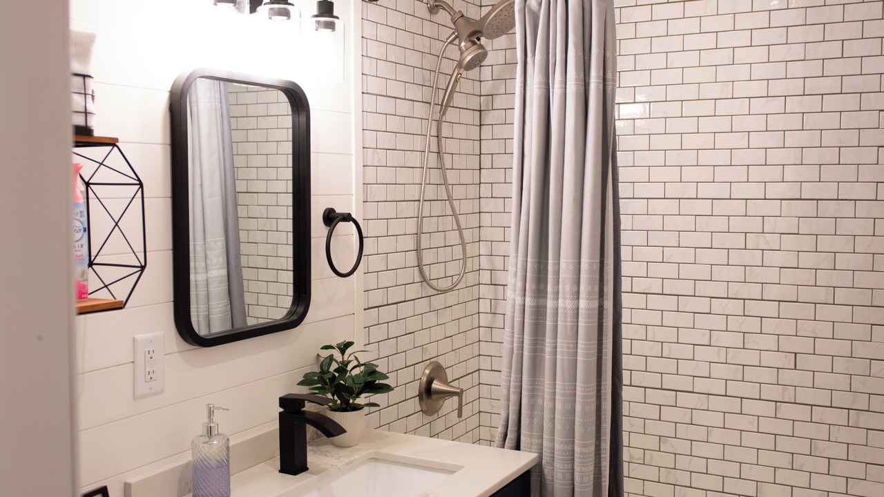 Photo of Bathroom in Marion