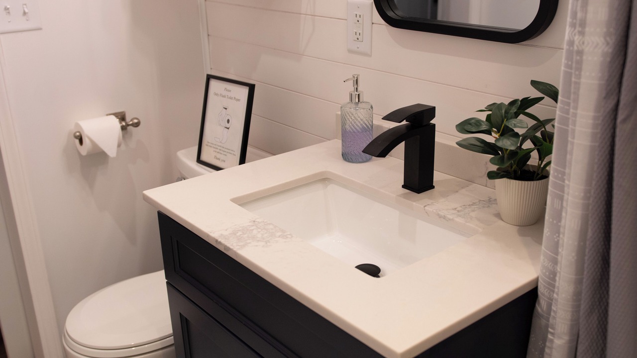 Photo of Bathroom in Marion