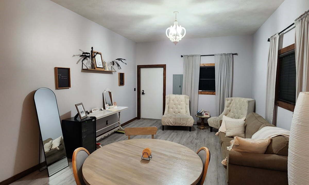 Photo of Livingroom in Pinckneyville