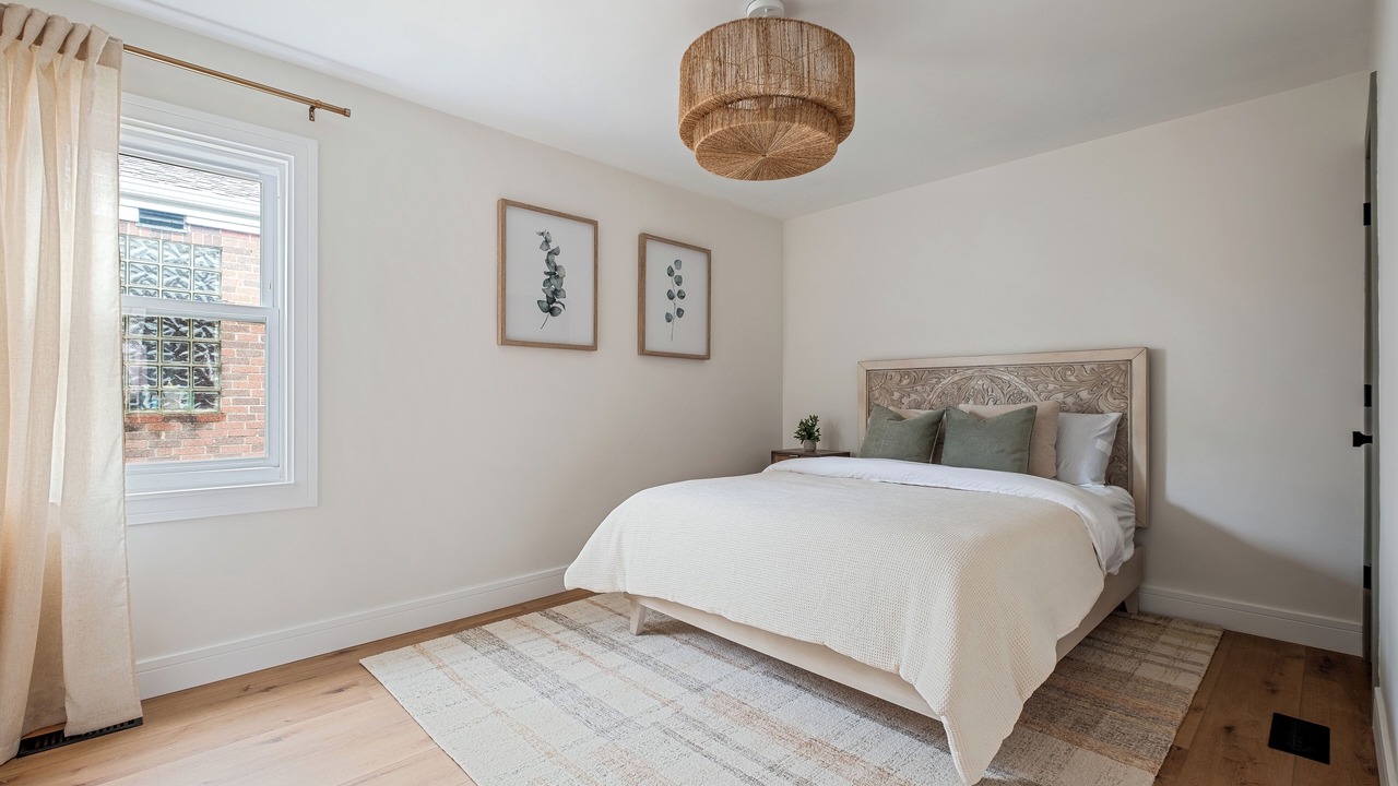 Photo of Bedroom in Skokie