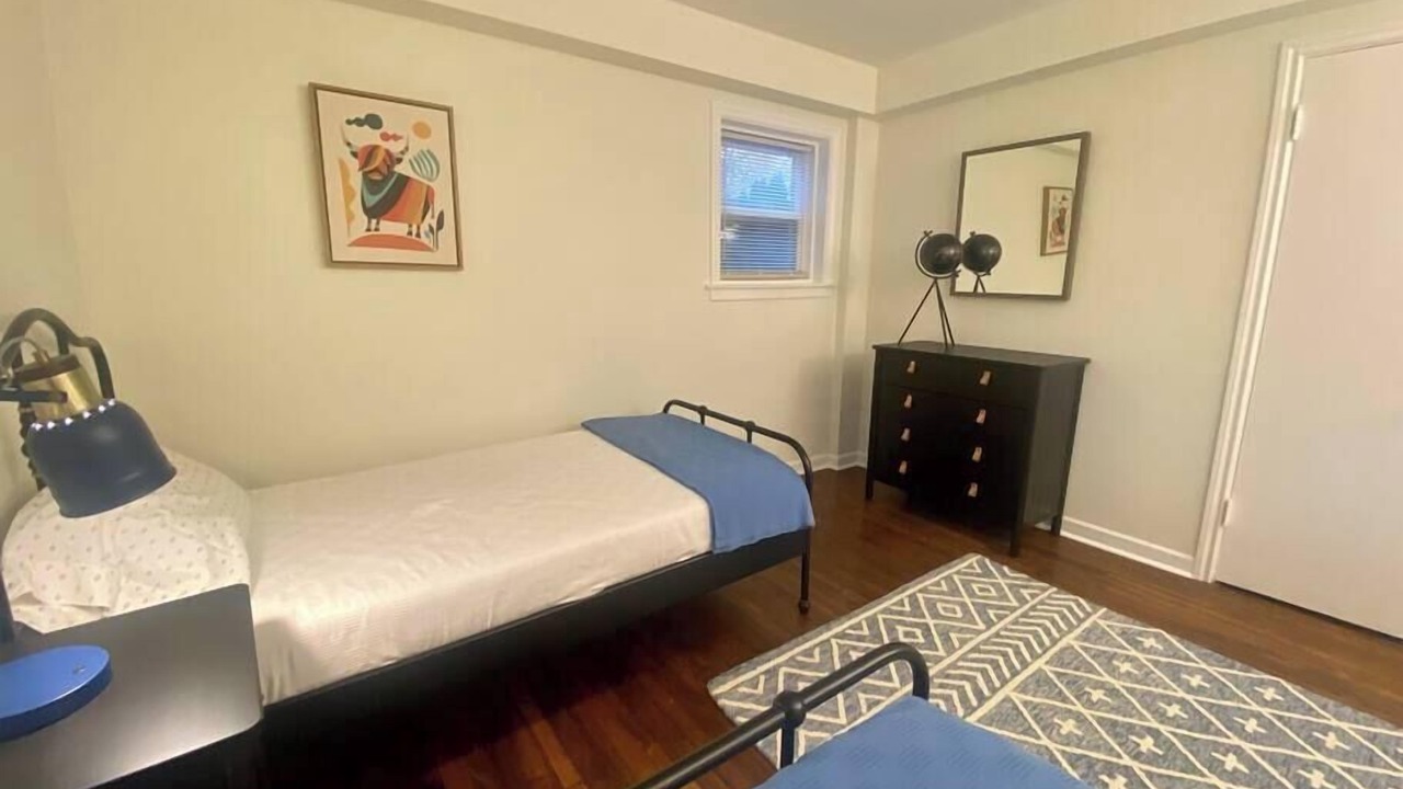 Photo of Bedroom in Oak Park