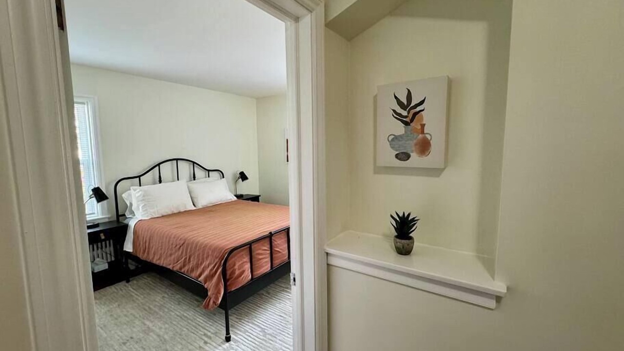 Photo of Bedroom in Oak Park