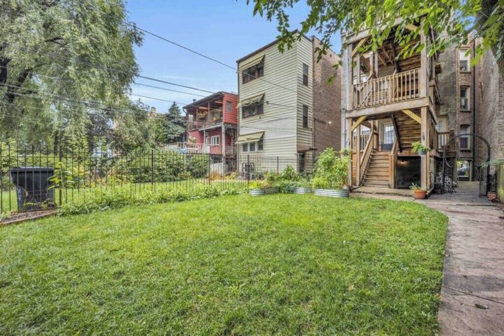 Photo of Outdoor in Logan Square