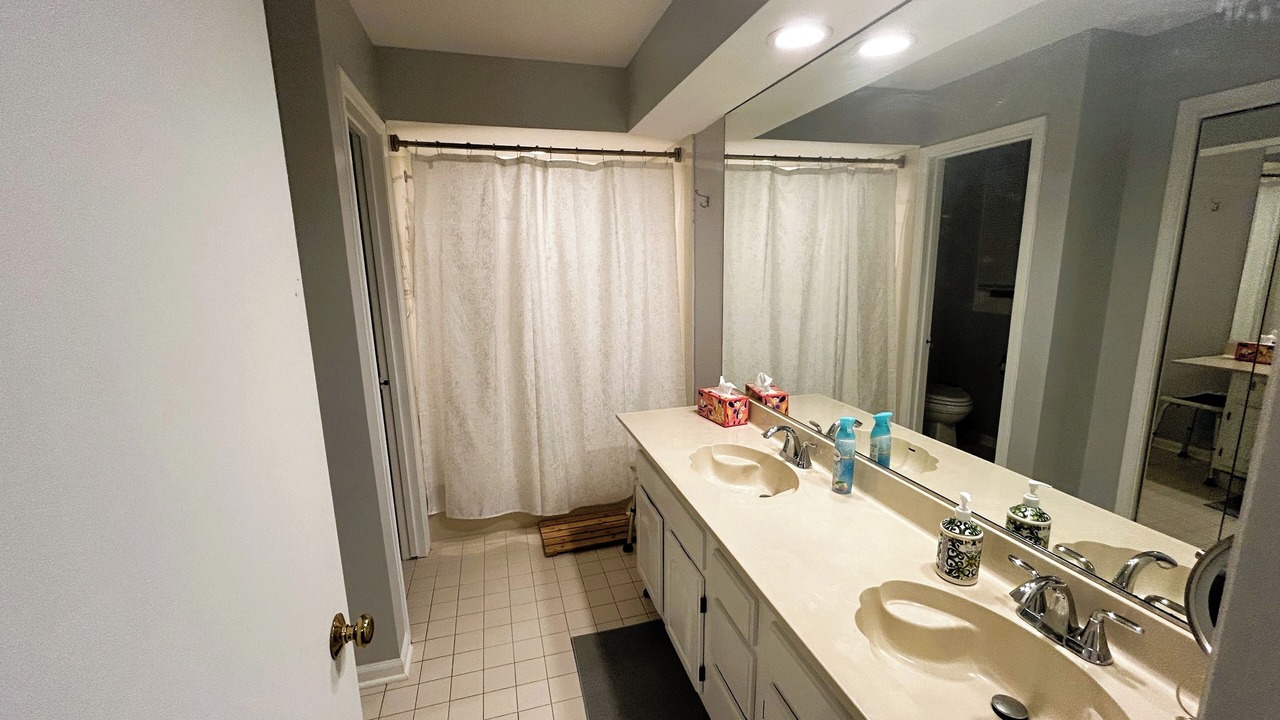 Photo of Bathroom in Northbrook