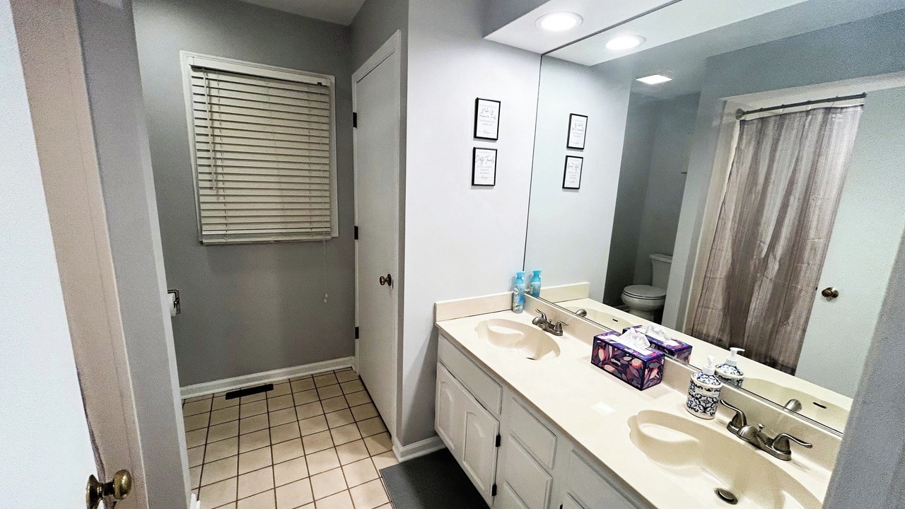 Photo of Bathroom in Northbrook
