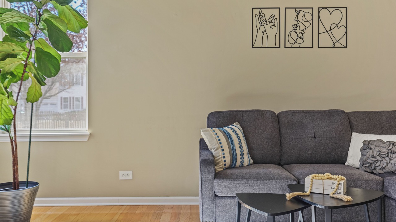 Photo of Livingroom in St. Charles