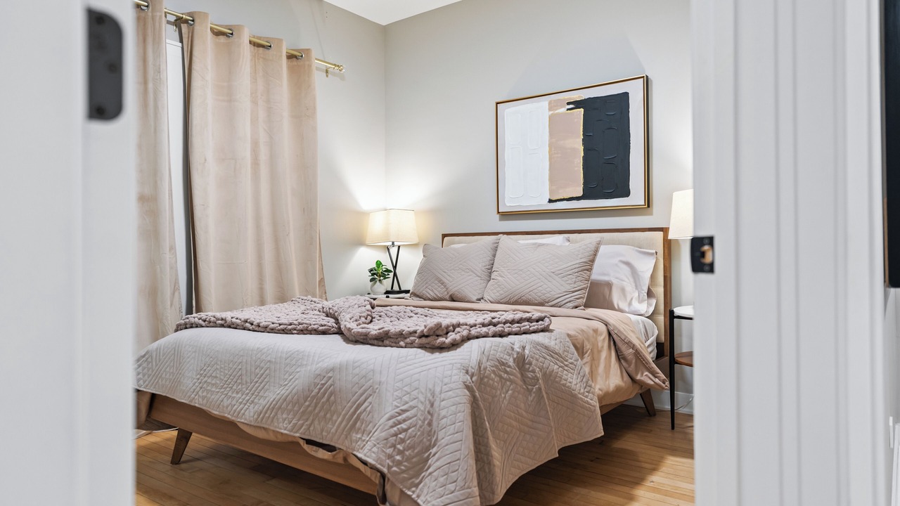 Photo of Bedroom in Oak Park