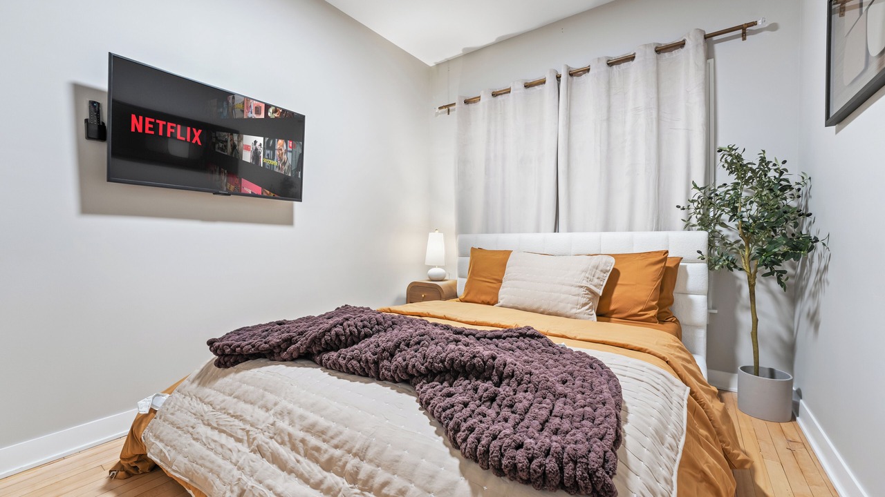 Photo of Bedroom in Oak Park
