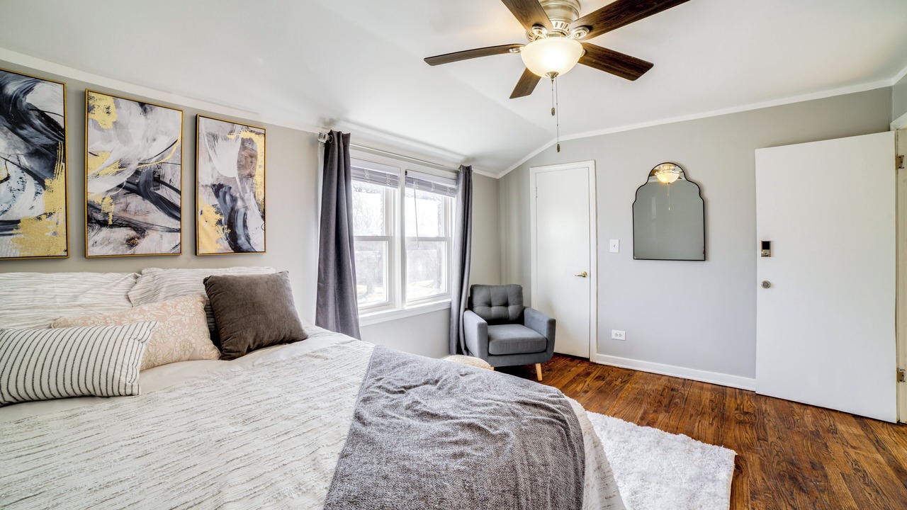 Photo of Bedroom in Jeffrey Manor
