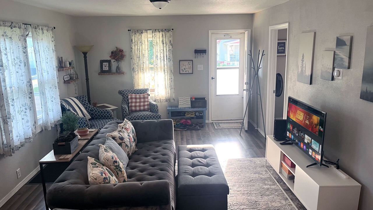 Photo of Livingroom in Galesburg
