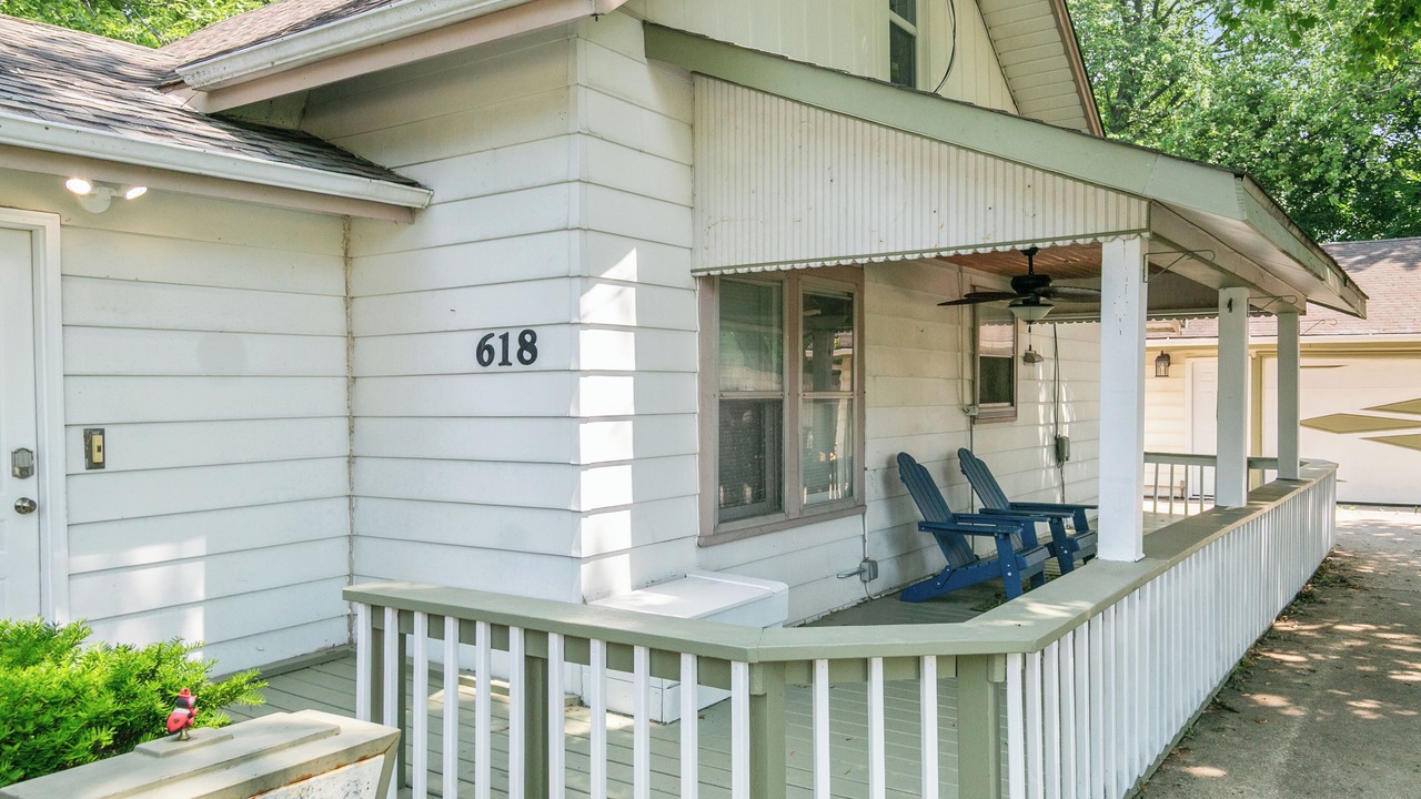 Photo of Outdoor in Russell