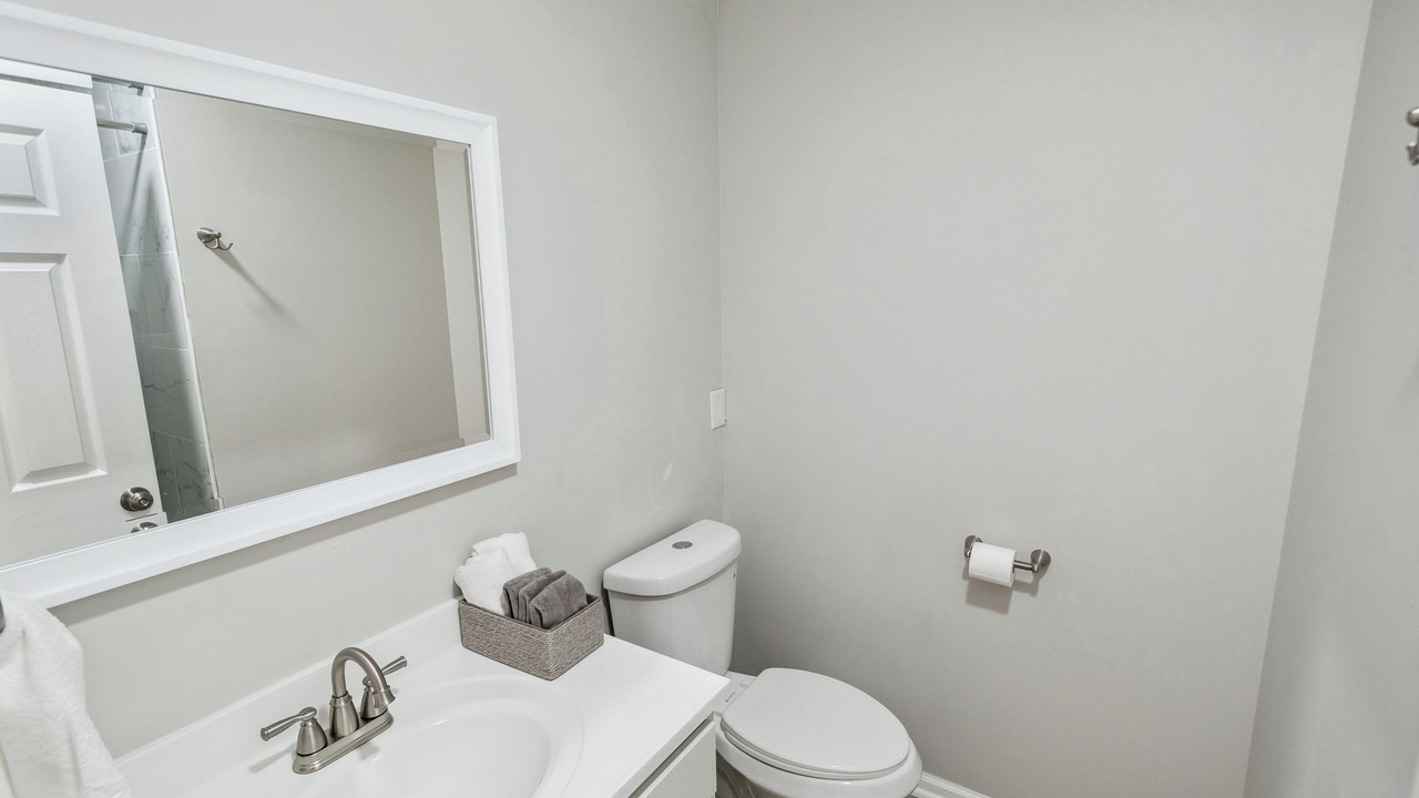 Photo of Bathroom in Russell