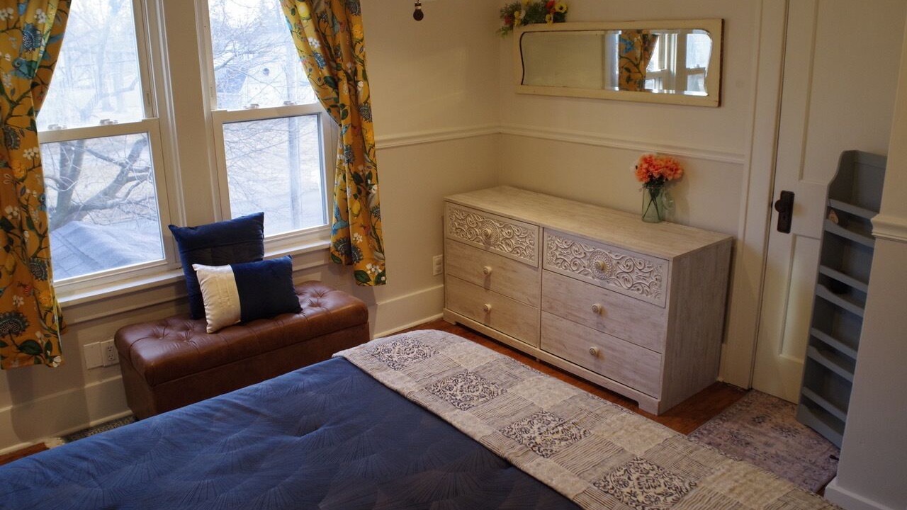 Photo of Bedroom in Galesburg