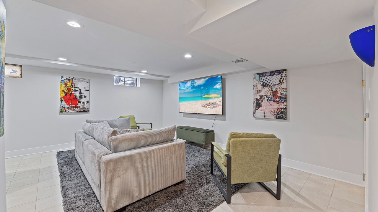 Photo of Livingroom in Des Plaines