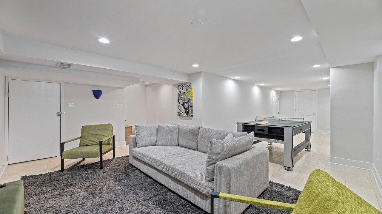 Photo of Livingroom in Des Plaines