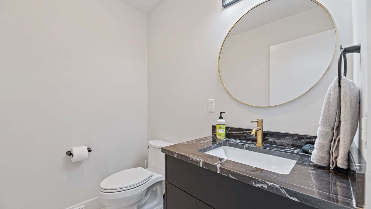 Photo of Bathroom in Des Plaines