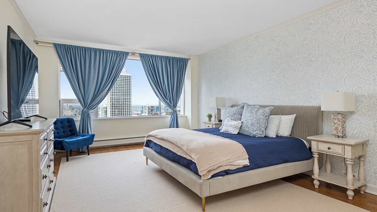 Photo of Bedroom in The Loop