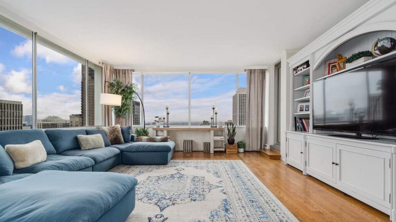 Photo of Livingroom in The Loop