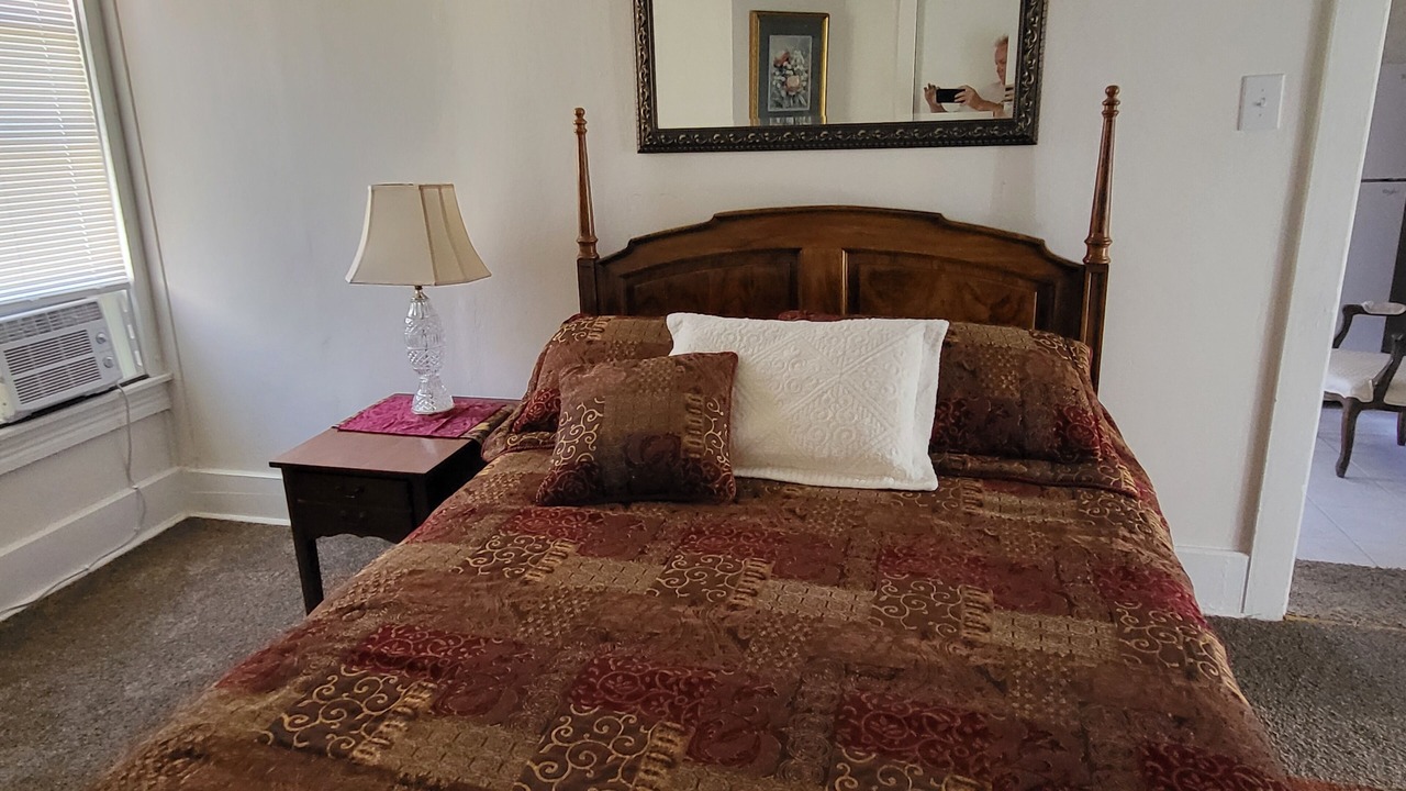Photo of Bedroom in Quincy