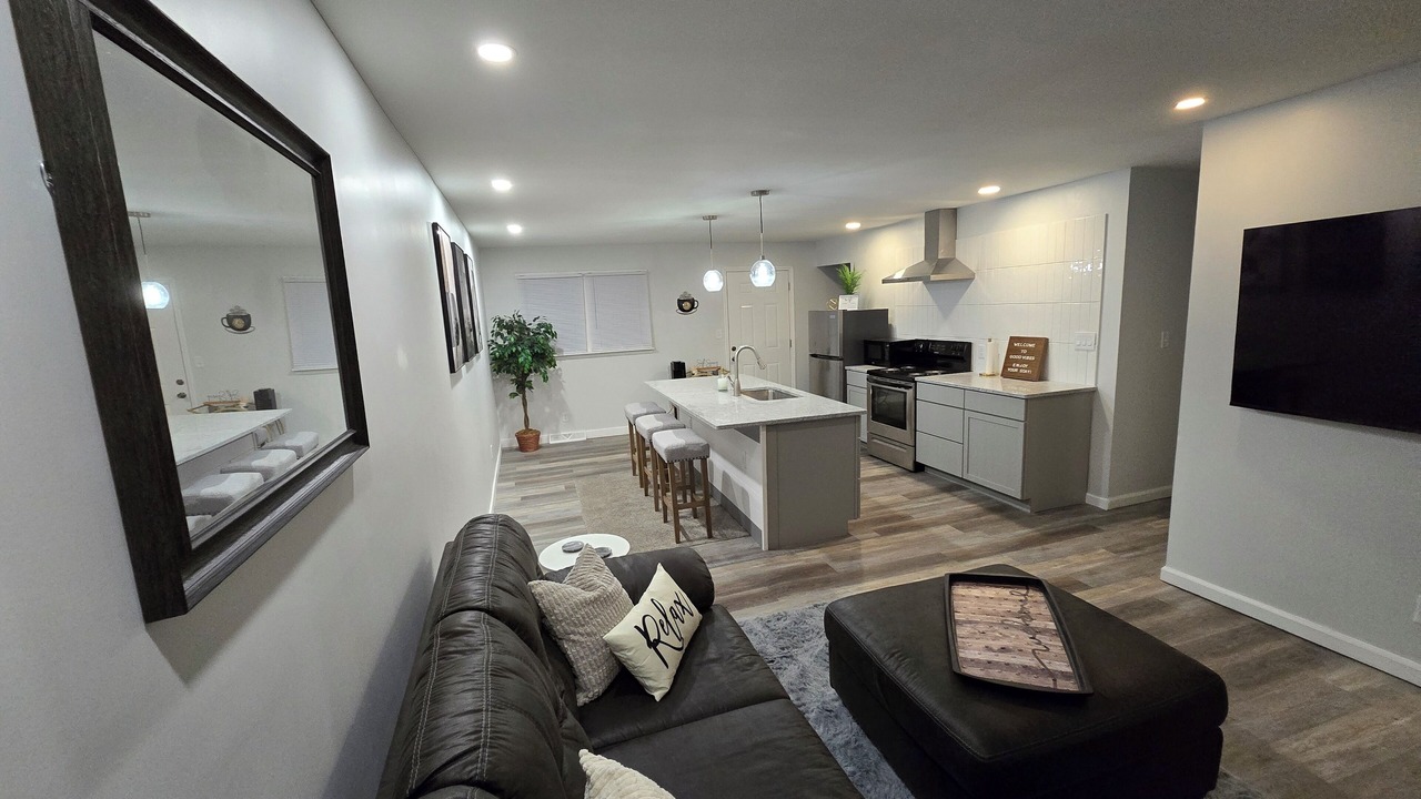 Photo of Livingroom in Danville