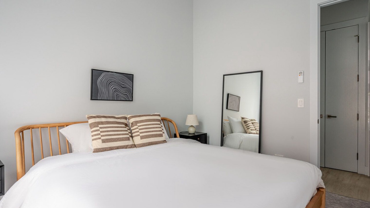 Photo of Bedroom in Downtown Chicago