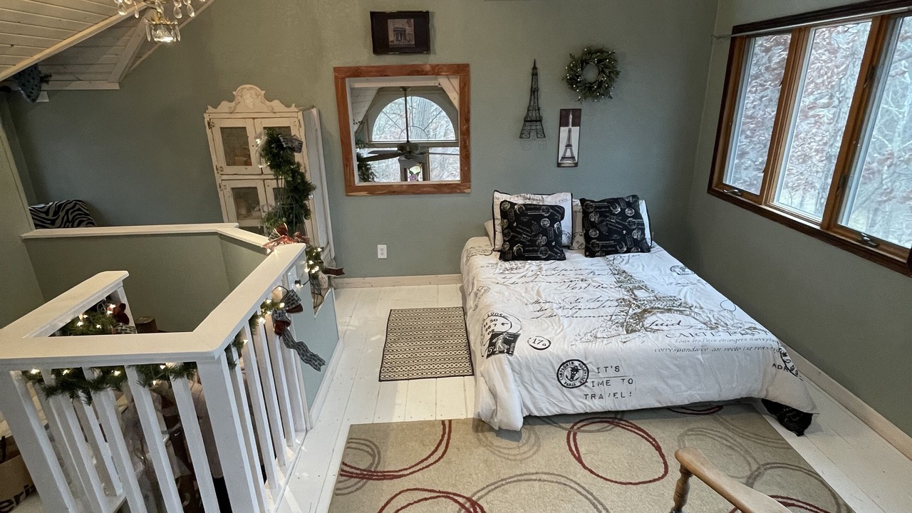 Photo of Bedroom in Nauvoo