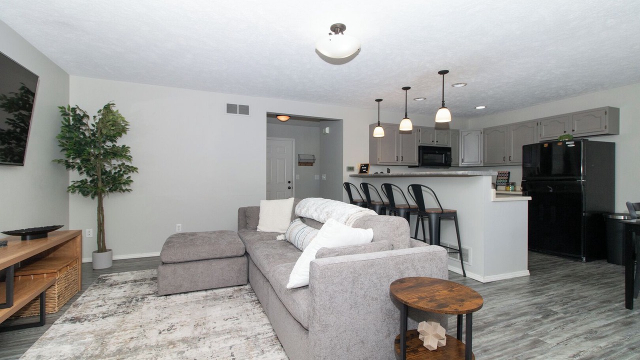 Photo of Livingroom in Bloomington