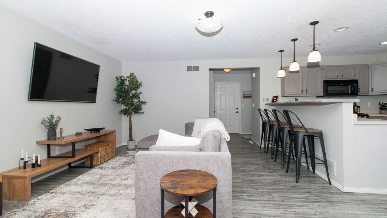 Photo of Livingroom in Bloomington
