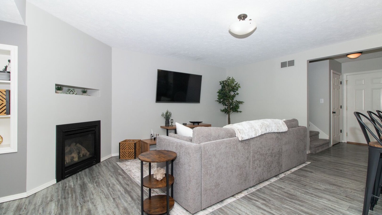 Photo of Livingroom in Bloomington