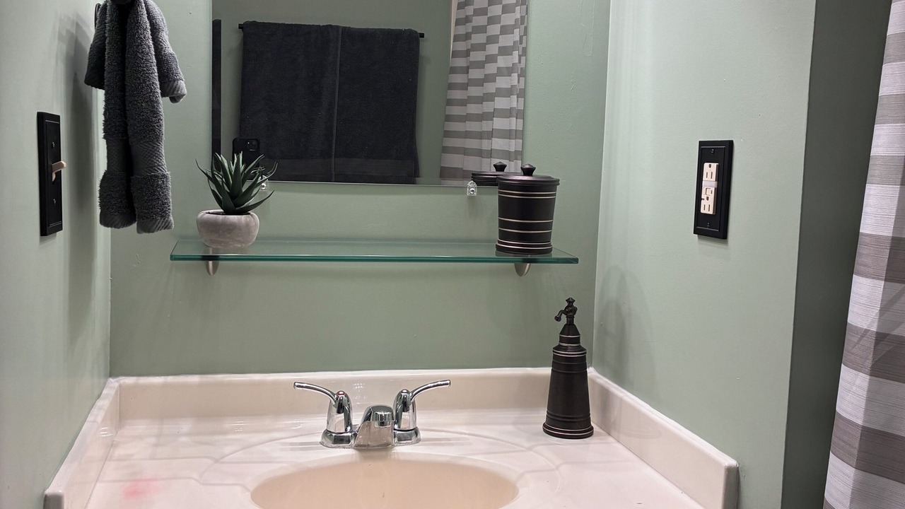 Photo of Bathroom in Galt