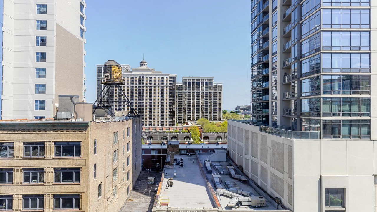 Photo of Others in South Loop